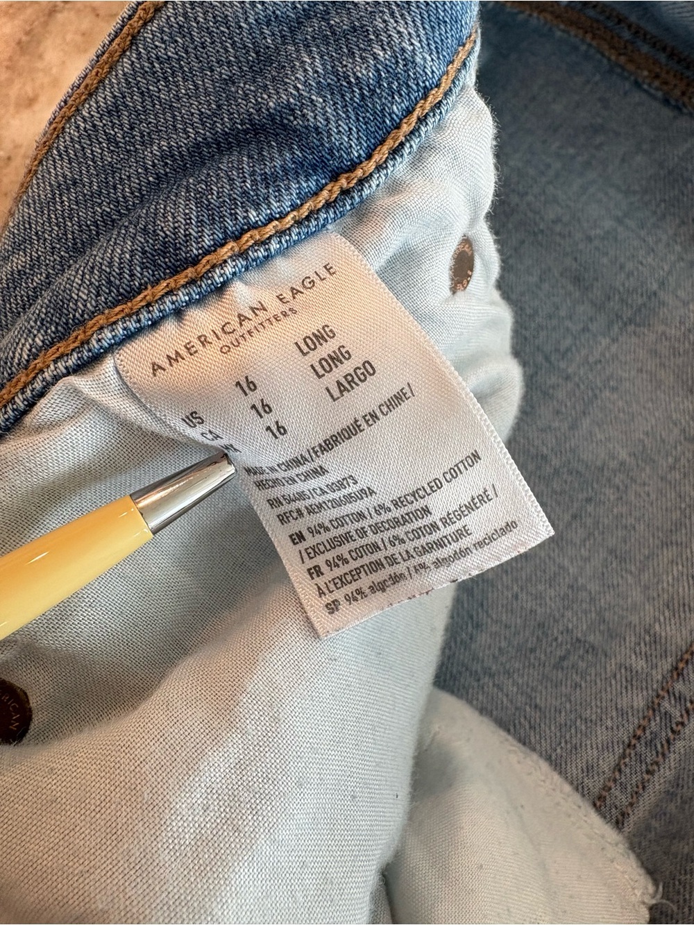 American Eagle 90's Low Rise Straight Denim Jeans 16 Long Light Wash - Picture 5 of 11
